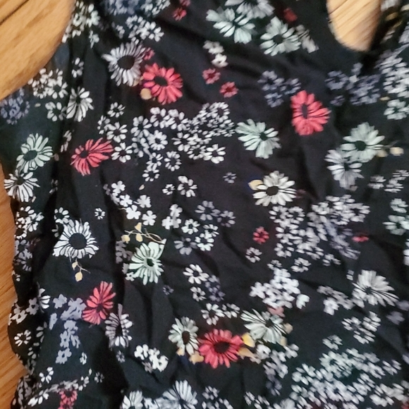 Old Navy Tops Old Navy Black Floral Tunic Top Poshmark